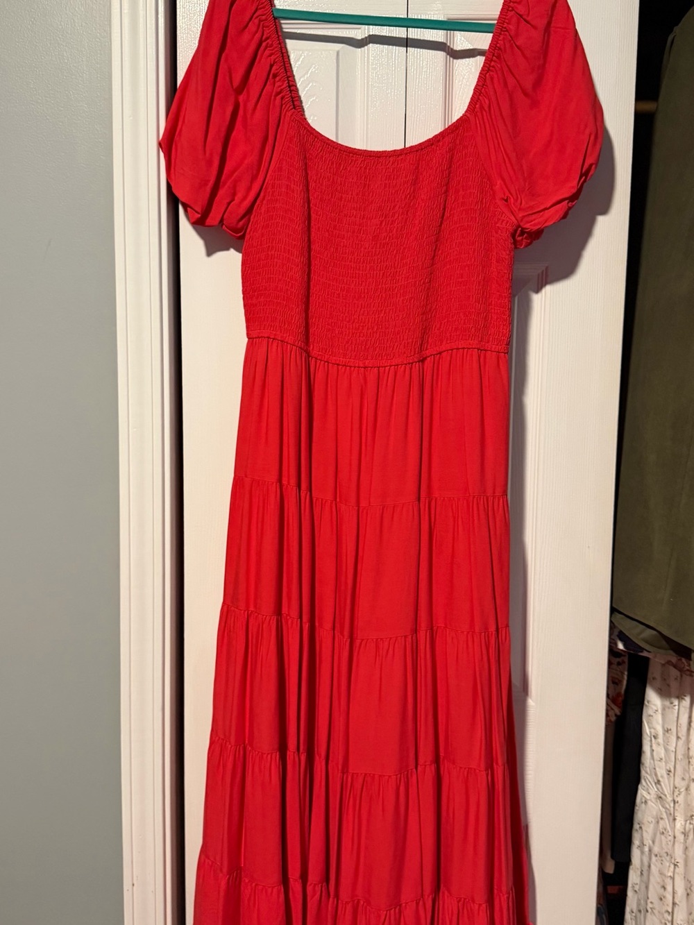 NWOT Coral Red Puff-Sleeve Tiered Dress